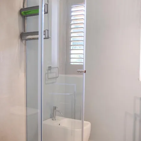 Le Tartane Guidaloca Bed and Breakfast 3*